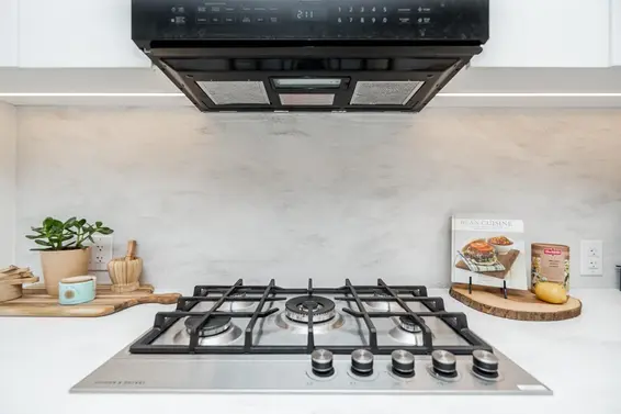 109 650 East 2nd Street, North Vancouver For Sale - image 9