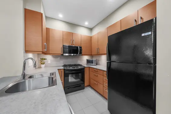 208 188 West 29 Street, North Vancouver For Sale - image 7