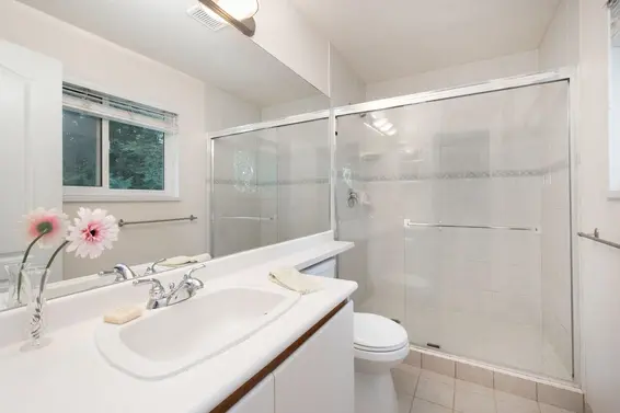 1886 Layton Drive, North Vancouver For Sale - image 13