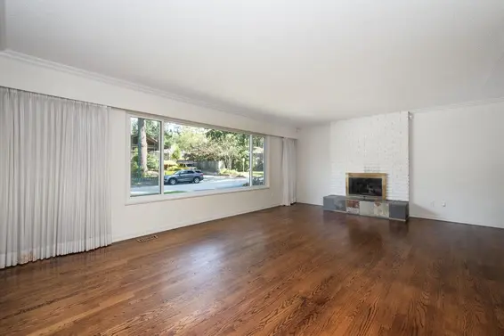 1886 Layton Drive, North Vancouver For Sale - image 2