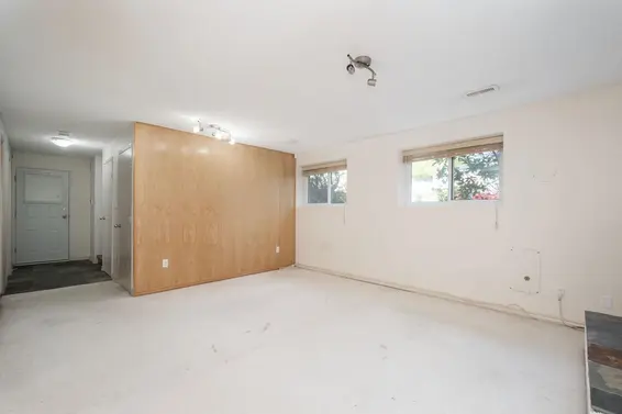 1886 Layton Drive, North Vancouver For Sale - image 21