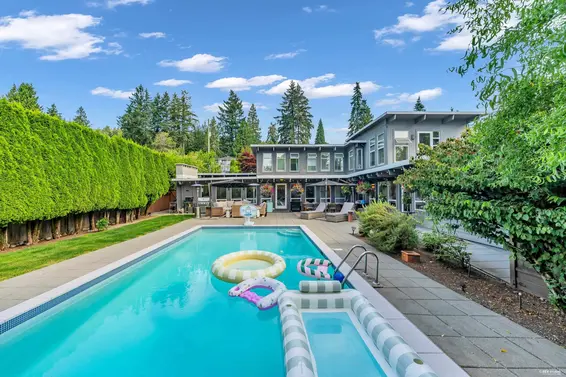 1555 Queens Avenue, West Vancouver For Sale - image 21