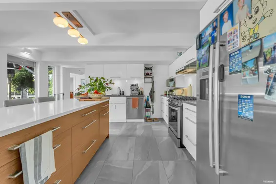 1555 Queens Avenue, West Vancouver For Sale - image 5