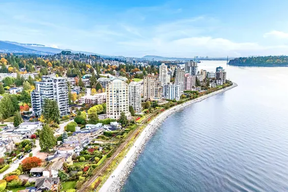 2328 Bellevue Avenue, West Vancouver For Sale - image 37