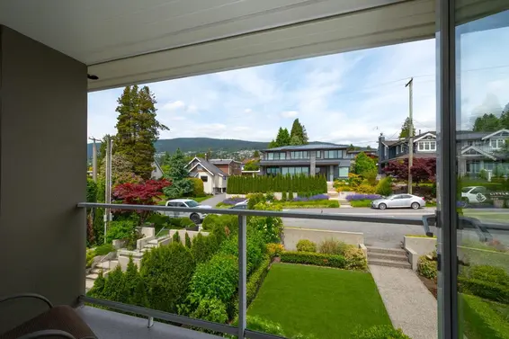 1168 Esquimalt Avenue, West Vancouver For Sale - image 18