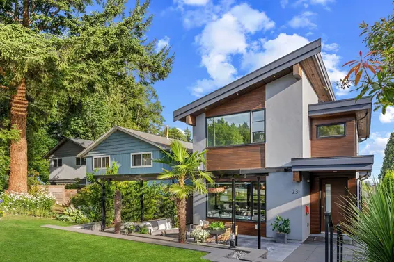 231 East 27 Street, North Vancouver