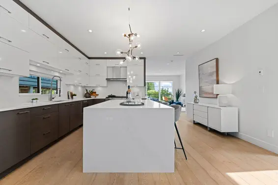 231 East 27 Street, North Vancouver For Sale - image 15