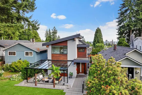 231 East 27 Street, North Vancouver For Sale - image 3