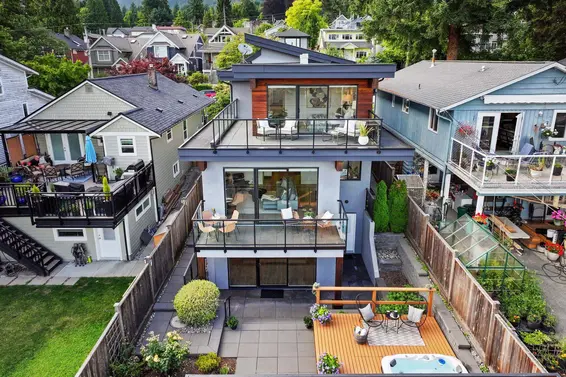 231 East 27 Street, North Vancouver For Sale - image 4