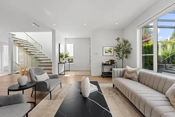 231 East 27 Street, North Vancouver For Sale - image 6