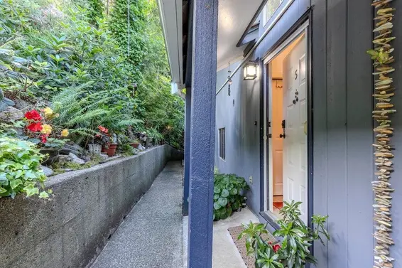 5 350 Centre Road, Lions Bay For Sale - image 30