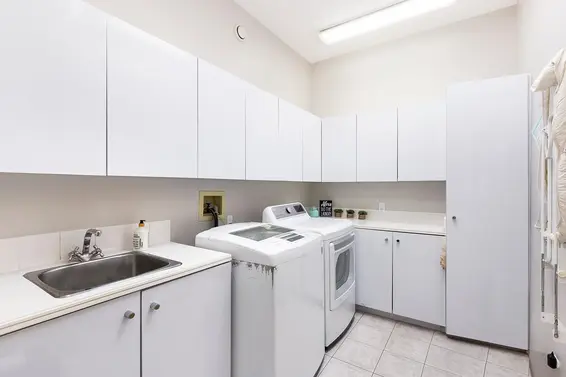 2490 Westhill Court, West Vancouver For Sale - image 19