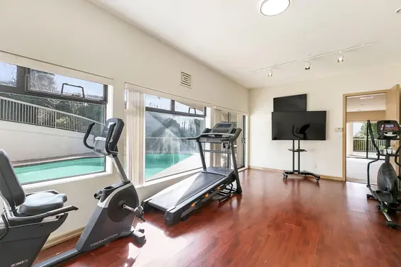 2490 Westhill Court, West Vancouver For Sale - image 21