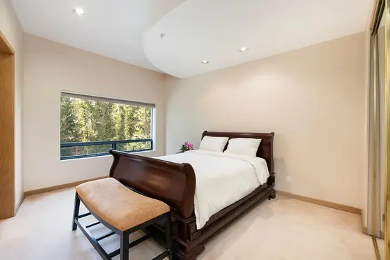 2490 Westhill Court, West Vancouver For Sale - image 27