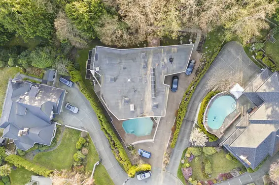 2490 Westhill Court, West Vancouver For Sale - image 3