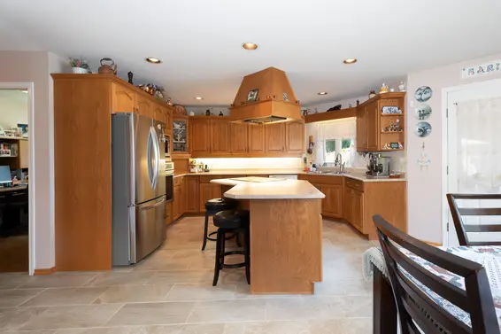 6440 Rosebery Avenue, West Vancouver For Sale - image 10