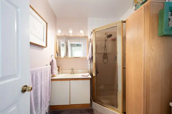 6440 Rosebery Avenue, West Vancouver For Sale - image 18