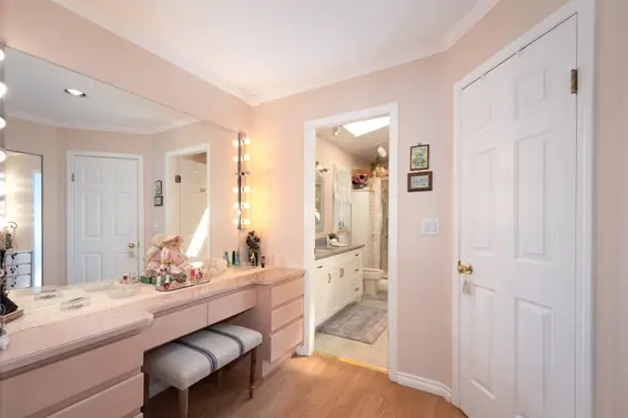 6440 Rosebery Avenue, West Vancouver For Sale - image 24