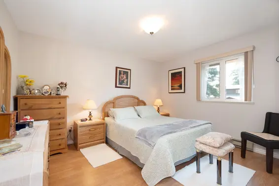 6440 Rosebery Avenue, West Vancouver For Sale - image 26