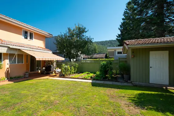 6440 Rosebery Avenue, West Vancouver For Sale - image 36