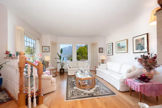 6440 Rosebery Avenue, West Vancouver For Sale - image 6