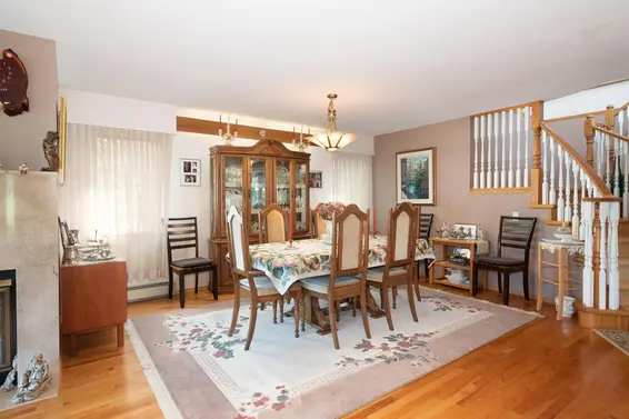 6440 Rosebery Avenue, West Vancouver For Sale - image 9