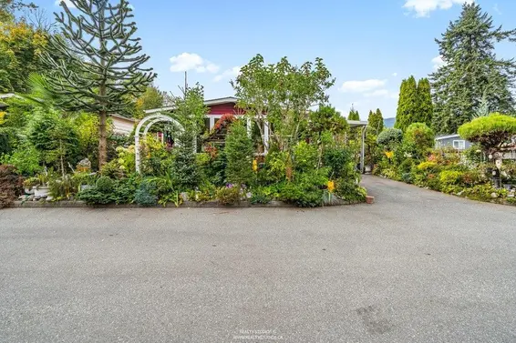 515 Tyee Court, West Vancouver For Sale - image 2