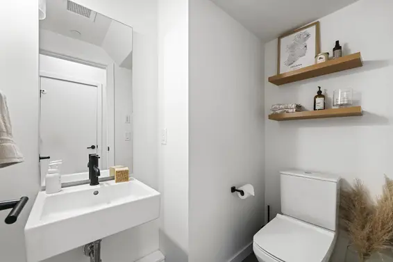 7 533 East 3rd Street, North Vancouver For Sale - image 10