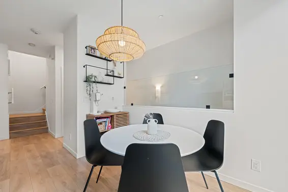 7 533 East 3rd Street, North Vancouver For Sale - image 13