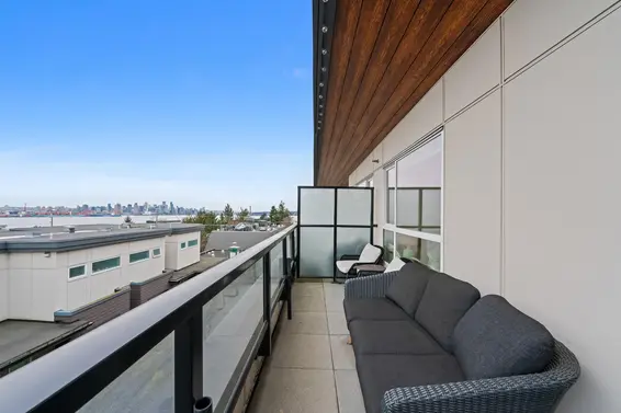 7 533 East 3rd Street, North Vancouver For Sale - image 17