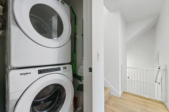 7 533 East 3rd Street, North Vancouver For Sale - image 30