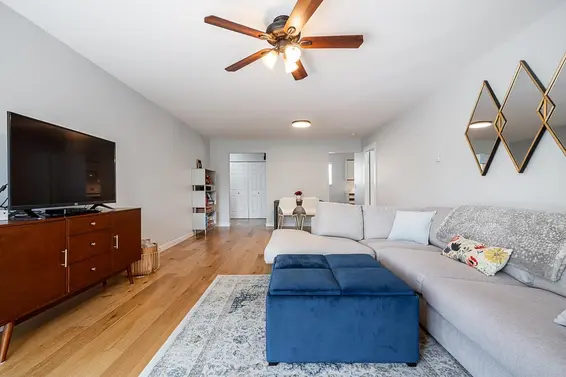 836 Roche Point Drive, North Vancouver For Sale - image 3