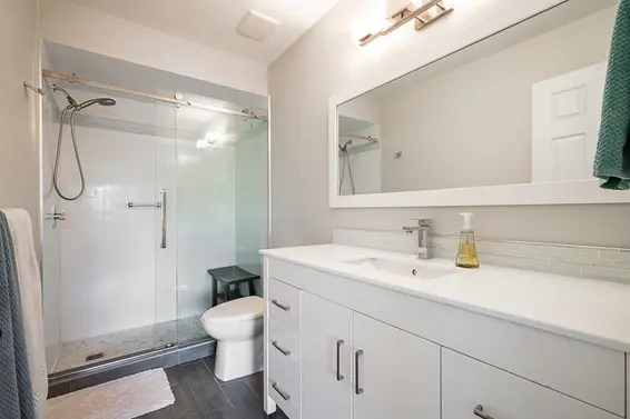 836 Roche Point Drive, North Vancouver For Sale - image 9