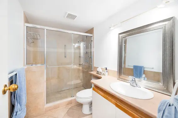 1206 33 Chesterfield Place, North Vancouver For Sale - image 29
