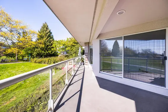 1206 33 Chesterfield Place, North Vancouver For Sale - image 37