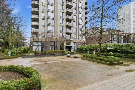 1102 151 West 2nd Street, North Vancouver