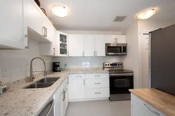 2765 Westview Drive, North Vancouver For Sale - image 14