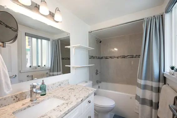 2765 Westview Drive, North Vancouver For Sale - image 26