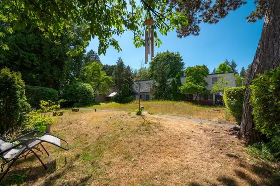 2765 Westview Drive, North Vancouver For Sale - image 37