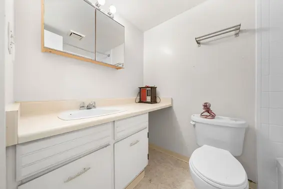 1906 145 St. Georges Avenue, North Vancouver For Sale - image 13