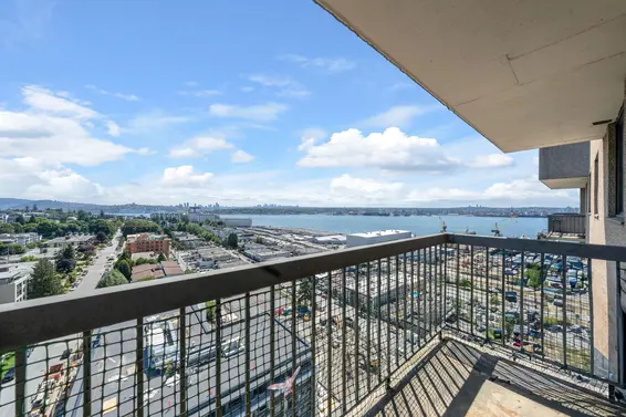 1906 145 St. Georges Avenue, North Vancouver For Sale - image 17
