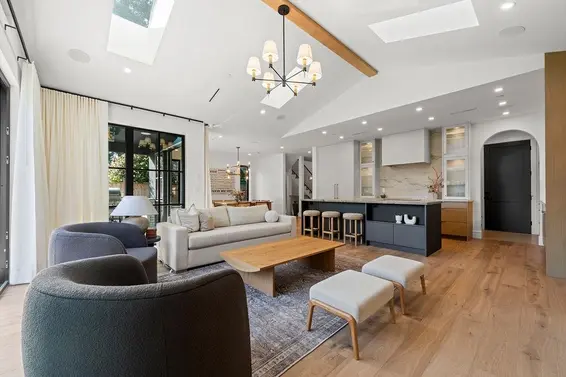 2392 Lawson Avenue, West Vancouver For Sale - image 18