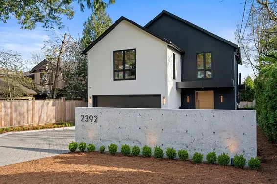 2392 Lawson Avenue, West Vancouver For Sale - image 3