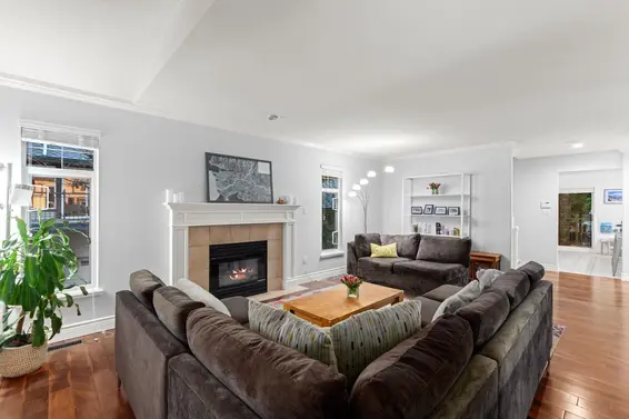 1188 Strathaven Drive, North Vancouver For Sale - image 11