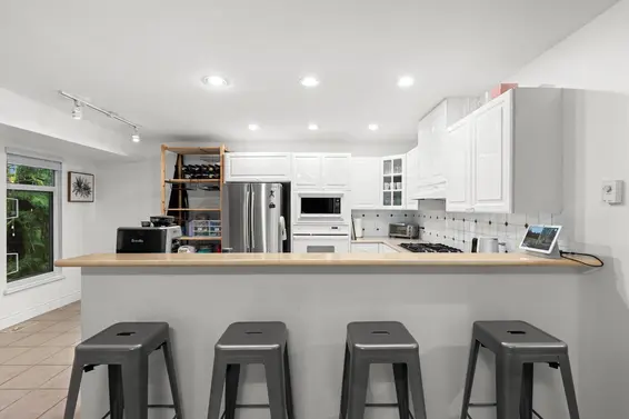 1188 Strathaven Drive, North Vancouver For Sale - image 5