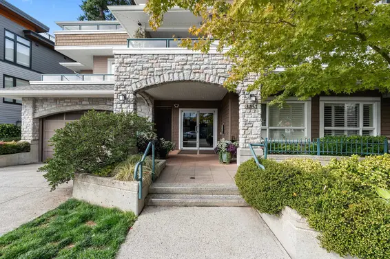 208 3151 Connaught Crescent, North Vancouver