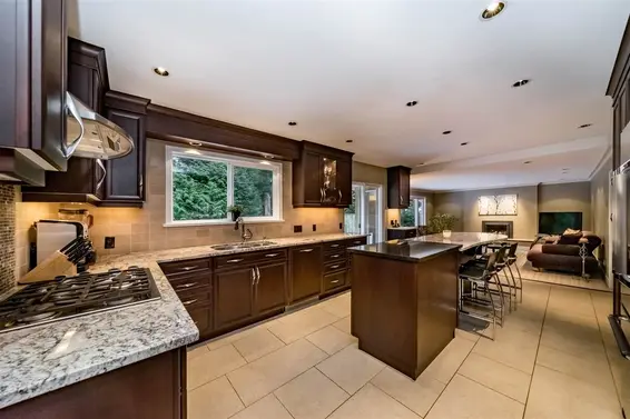 3780 Regent Avenue, North Vancouver For Sale - image 2