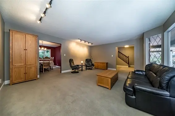 3780 Regent Avenue, North Vancouver For Sale - image 7