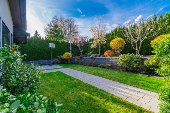 2408 Mathers Avenue, West Vancouver For Sale - image 35