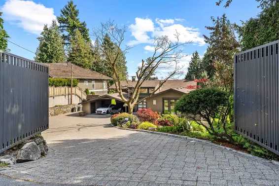 1240 Nepal Crescent, West Vancouver For Sale - image 40